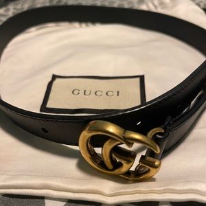 Women’s GG Marmont thin leather belt